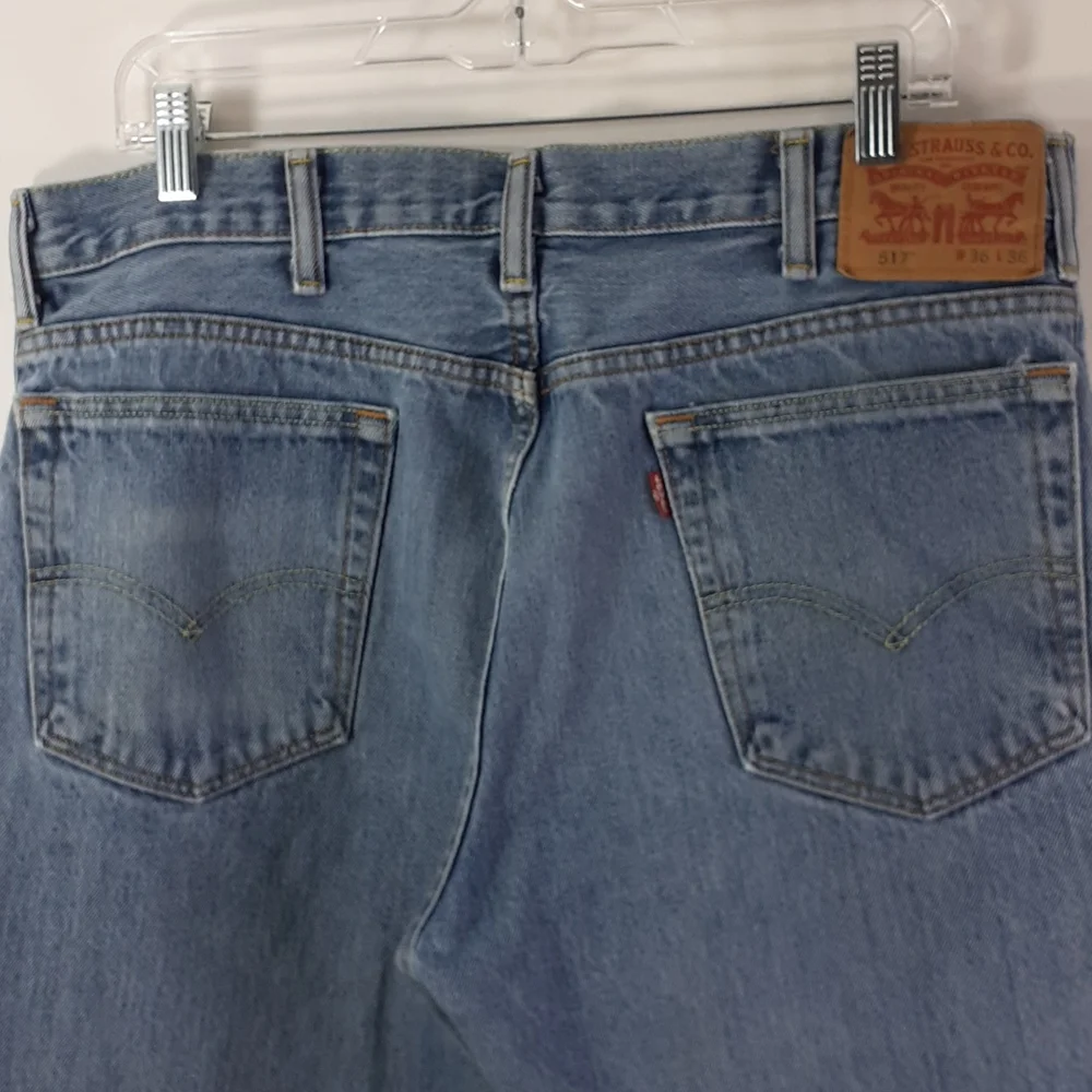 Levi's 517 Medium Blue Bootcut Blue Jeans Size W36 L34 - Picture 9 of 16
